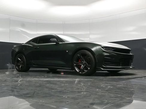 Used 2020 Chevrolet Camaro SS RWD image 54