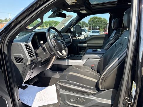 Used 2019 Ford F250 Platinum w/ Platinum Ultimate Package AWD/4WD image 25