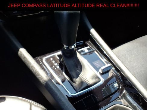 Used 2023 Jeep Compass Latitude w/ Sun and Sound Group AWD/4WD image 19