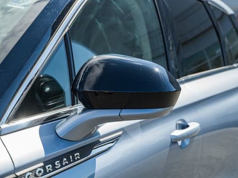 Used 2022 Lincoln Corsair AWD w/ Premium Package image 14