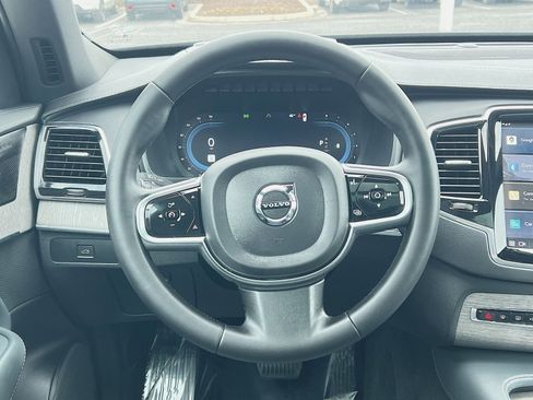 Used 2023 Volvo XC90 B6 Ultimate w/ Protection Package image 16