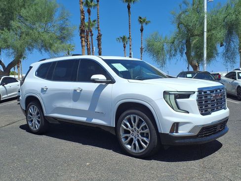 Used 2026 GMC Acadia Denali FWD image 3