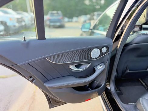 Used 2015 Mercedes-Benz C 300 4MATIC Sedan image 28