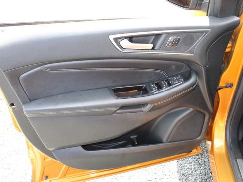 Used 2016 Ford Edge Titanium AWD/4WD image 19