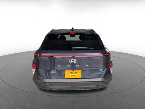 Used 2025 Hyundai Kona SEL FWD image 13