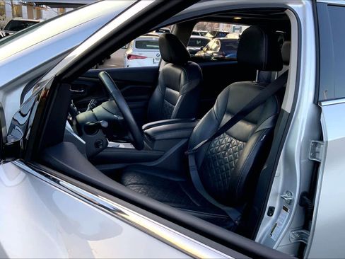 Used 2023 Nissan Murano Platinum w/ Cargo Package image 7