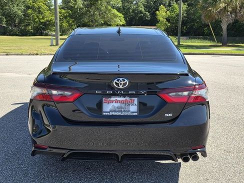 Used 2023 Toyota Camry SE FWD image 3