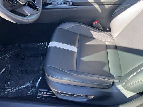 Certified 2025 Toyota Camry SE image 10