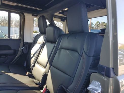 New 2026 Jeep Wrangler Unlimited Rubicon 392 image 16