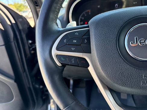 Used 2014 Jeep Grand Cherokee Limited w/ Luxury Group II image 15