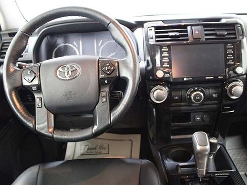 Certified 2024 Toyota 4Runner TRD Off-Road Premium w/ Moonroof Package AWD/4WD image 13