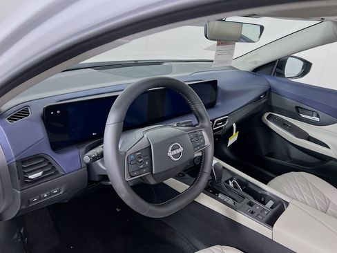 New 2026 Nissan Sentra SL w/ Floor Mat Package image 8