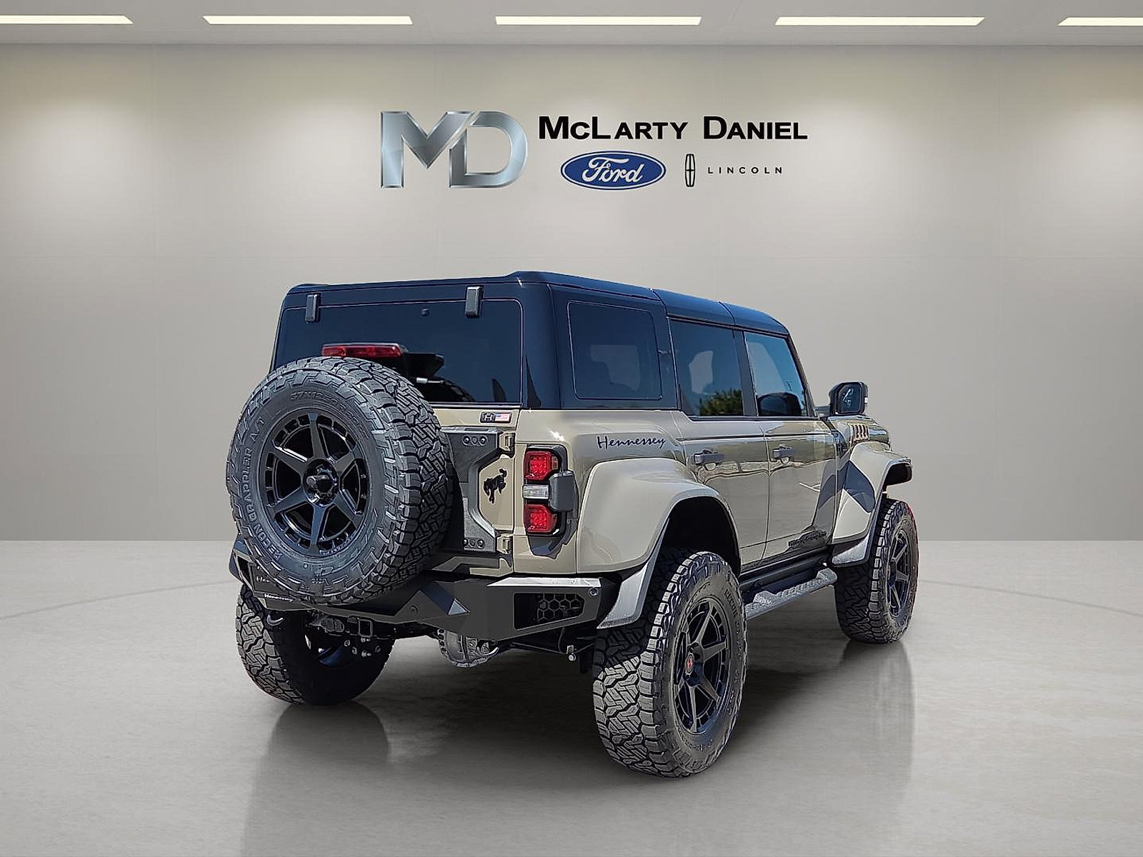 New 2026 Ford Bronco Raptor w/ Interior Carbon Fiber Pack AWD/4WD image 5