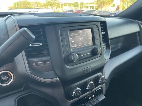 Used 2024 RAM 3500 Tradesman w/ Chrome Appearance Group AWD/4WD image 24