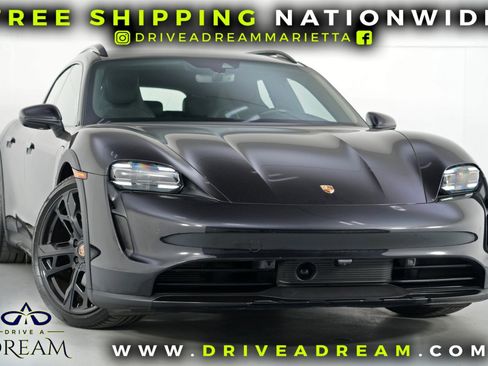 Used 2022 Porsche Taycan 4 Cross Turismo image 2