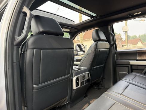 Used 2022 Ford F250 Lariat w/ Tremor Off-Road Package AWD/4WD image 24