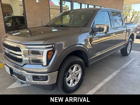 Used 2025 Ford F150 Lariat image 2
