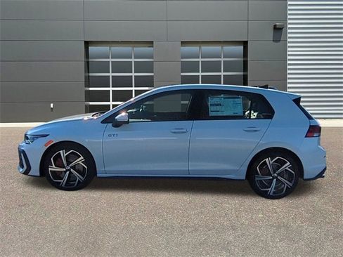 New 2026 Volkswagen GTI SE image 4