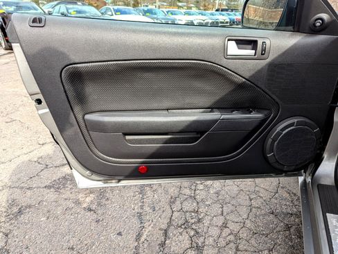 Used 2008 Ford Mustang GT image 11