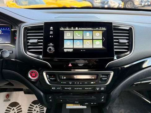 Used 2021 Honda Pilot Elite image 36