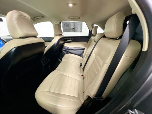 Used 2024 Ford Edge SEL image 29