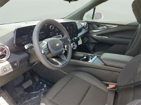 New 2025 Chevrolet Blazer EV LT image 18