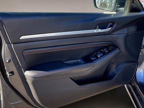 Used 2023 Nissan Altima 2.5 SR image 20