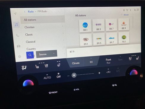 Certified 2023 Lexus RX 350 AWD w/ Accessory Package image 19