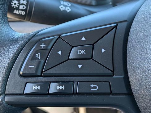 Used 2024 Nissan Sentra S image 23