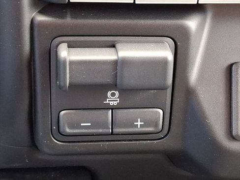 Used 2023 Chevrolet Silverado 2500 LTZ w/ LTZ Convenience Package AWD/4WD image 27