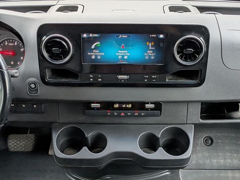 Used 2019 Mercedes-Benz Sprinter 4x4 170 image 18
