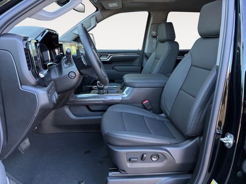 New 2026 Chevrolet Silverado 1500 LTZ w/ LTZ Premium Package image 9