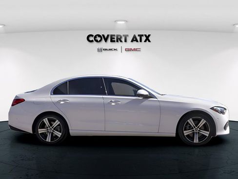 Used 2024 Mercedes-Benz C 300 Sedan image 8