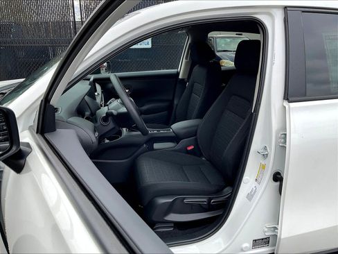 New 2026 Honda HR-V LX image 11