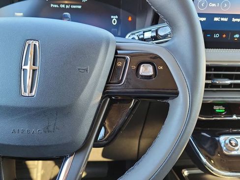 Certified 2024 Lincoln Corsair Premiere image 16