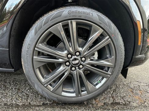 New 2026 Cadillac Optiq Sport 2 image 9