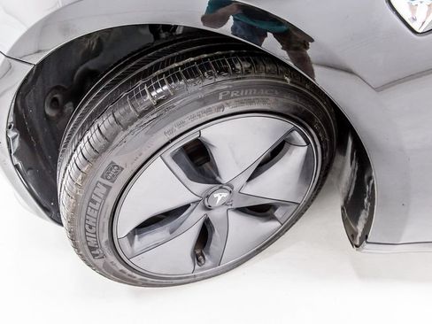 Used 2017 Tesla Model 3 Standard Range RWD image 10