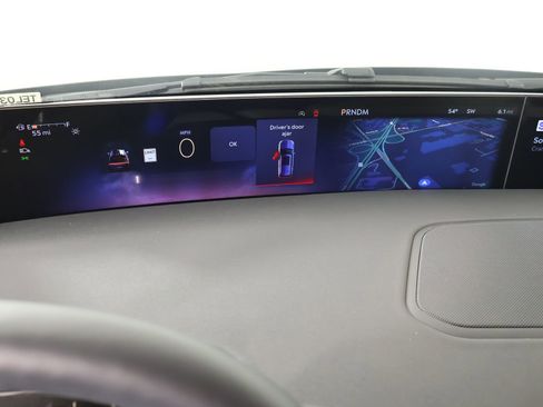 New 2026 Lincoln Navigator Premiere AWD/4WD image 4