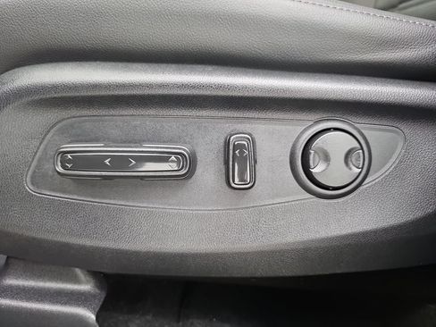 Used 2025 Honda CR-V EX-L image 40