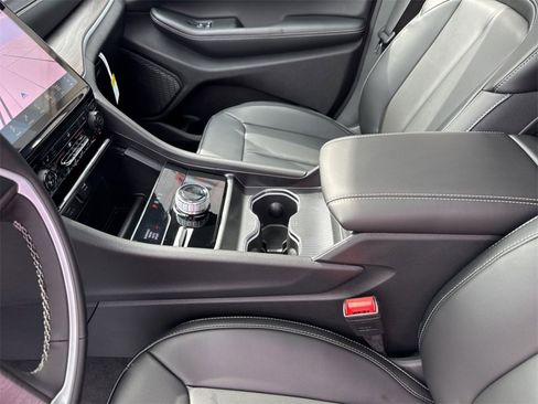 Used 2025 Jeep Grand Cherokee Limited w/ Trailer Tow Package image 19