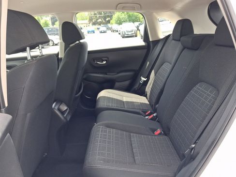 Used 2024 Honda HR-V LX image 18