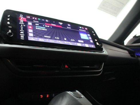 Used 2024 Dodge Charger Scat Pack w/ Plus Group image 21