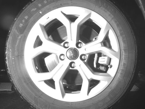 Used 2025 Jeep Compass Latitude AWD/4WD image 13