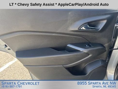 Used 2024 Chevrolet Trax LT FWD image 25