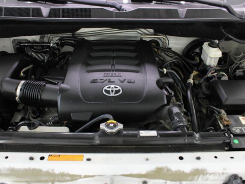 Used 2012 Toyota Sequoia Platinum AWD/4WD image 78