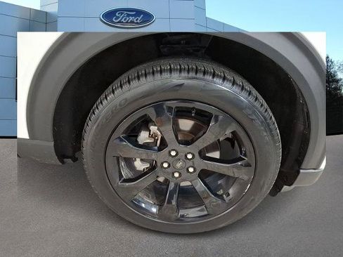 Certified 2023 Ford Explorer ST-Line w/ Class IV Trailer Tow Package image 6