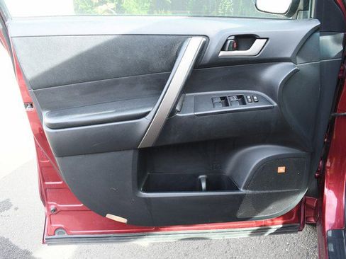 Used 2009 Toyota Highlander Sport image 13