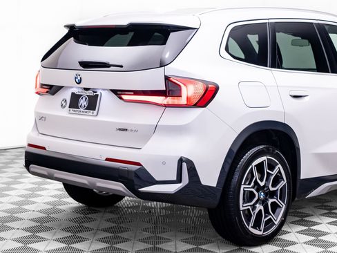 New 2026 BMW X1 xDrive28i w/ Technology Package AWD/4WD image 34