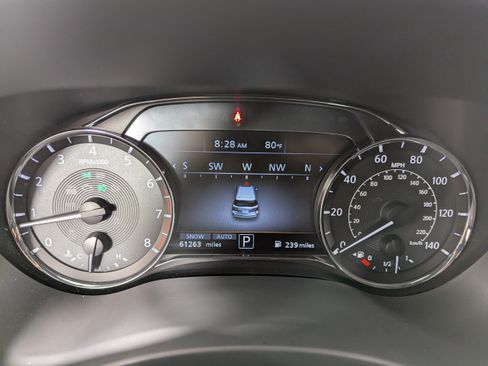 Used 2022 INFINITI QX80 Sensory w/ Cargo Package AWD/4WD image 23