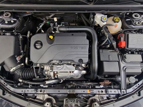 Used 2023 Chevrolet Malibu LT image 45